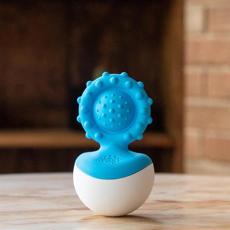 Прорезыватель-неваляшка Fat Brain Toys dimpl wobl голубой (FA217-4) - фото 5