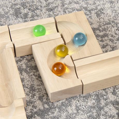 Деревянный конструктор-лабиринт для шариков Guidecraft Marble Run 40 эл. (G2060) - фото 6