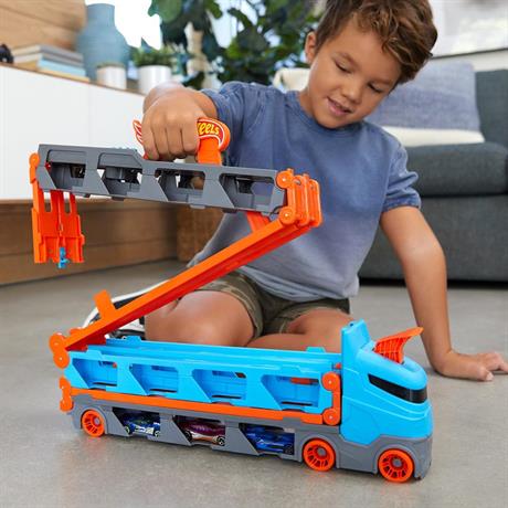 Грузовик-транспортер Hot Wheels Супергонки с 3 базовыми машинками 1:64 (GVG37) - фото 8