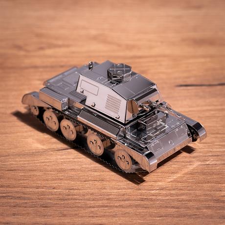 Коллекционная модель-конструктор Metal Time Cruiser Mk III танк World of Tanks (MT064) - фото 7