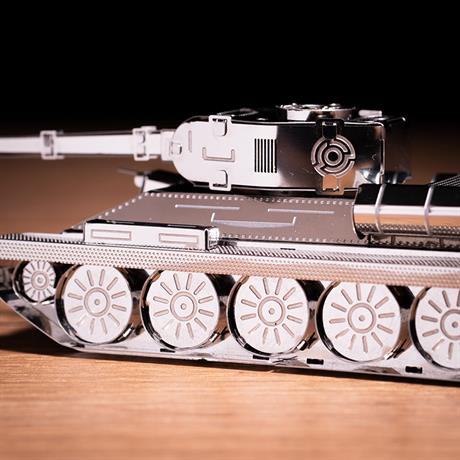 Колекційна модель-конструктор Metal Time T-34/85 танк (MT071) - фото 3