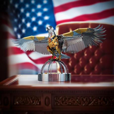 Коллекционная модель Metal Time Unity Wings Eagle Golden Armor (MT101GA/READY) - фото 2
